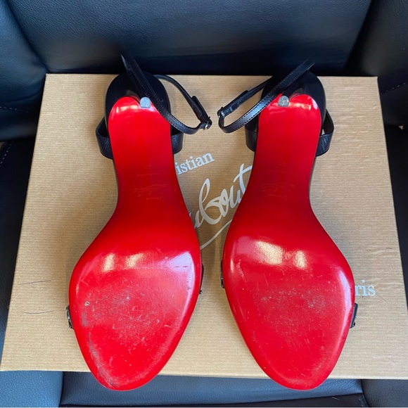 Christian Louboutin - Picture 11 of 11